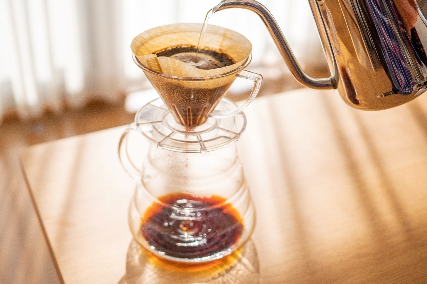 uống cà phê với lượng phù hợp có thể giúp giảm nguy cơ mắc các bệnh tim mạch và giảm nguy cơ đột quỵ